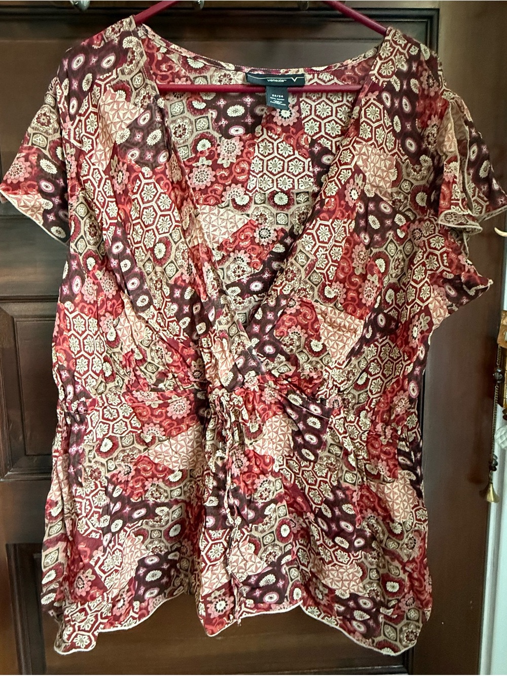 Venezia Plus Women’s Lightweight Patterened Blouse